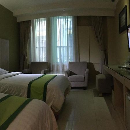 Hotel Wisata Niaga Purwokerto Zewnętrze zdjęcie