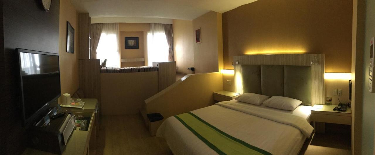 Hotel Wisata Niaga Purwokerto Zewnętrze zdjęcie