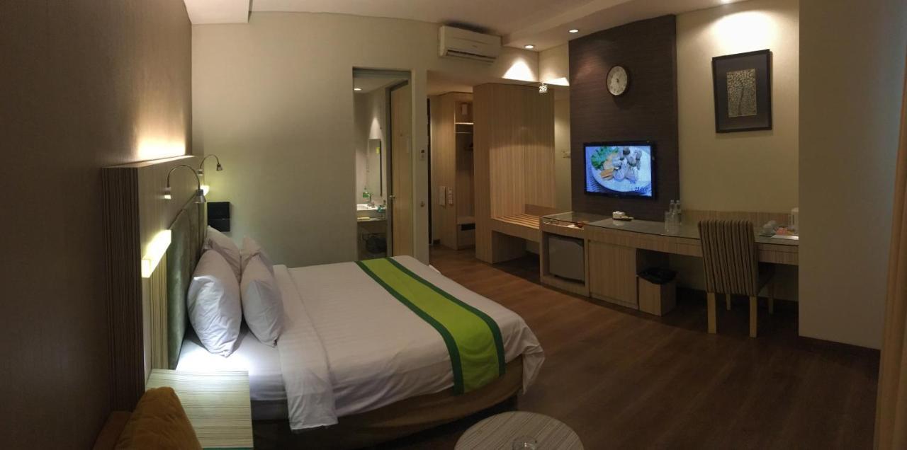 Hotel Wisata Niaga Purwokerto Zewnętrze zdjęcie